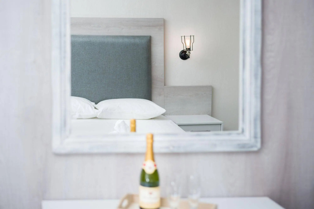 Annys Residences & Suites