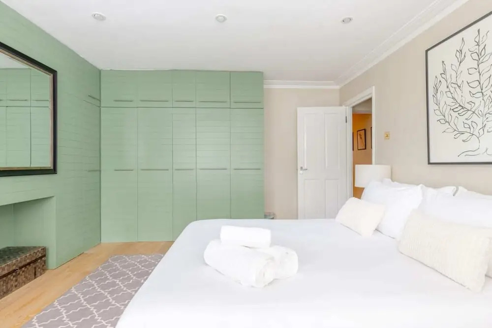 Gorgeous 2BD Garden Getaway, Victoria Park