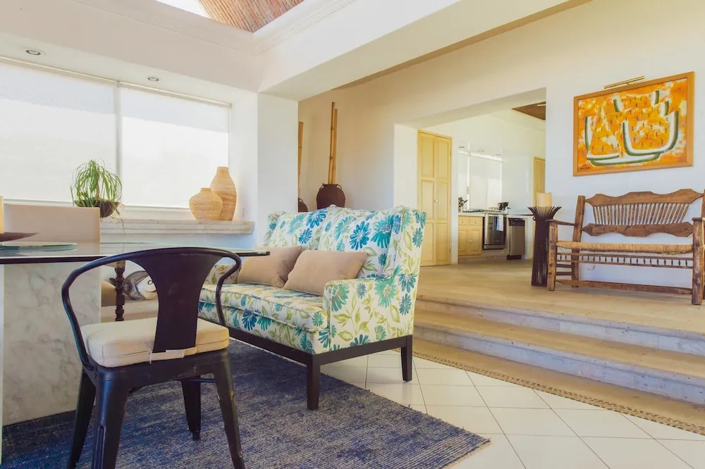 Amazing Ocean View From 6 Bedroom Pedregal Home: Villa Cerca del Cielo