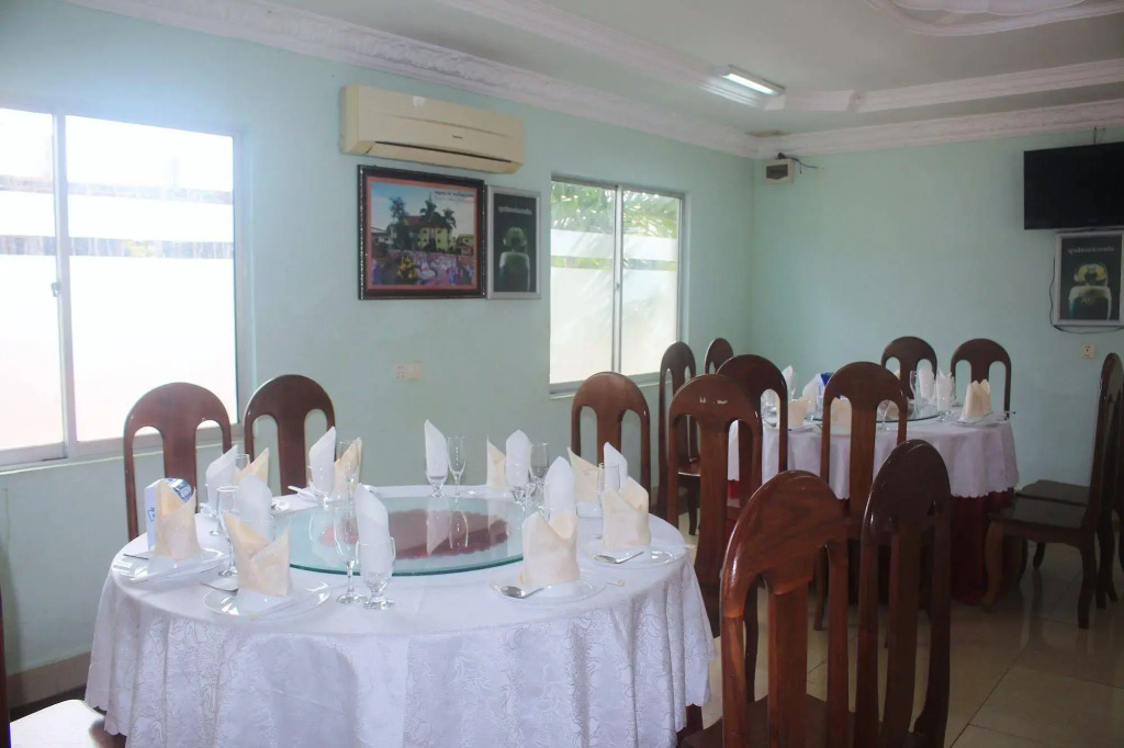 7 Makara Hotel