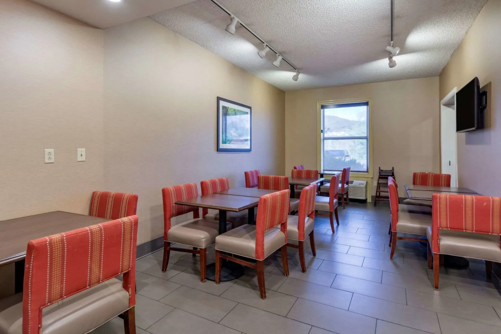 Comfort Inn & Suites Staunton