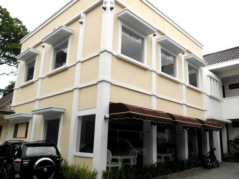 Frances Hotel