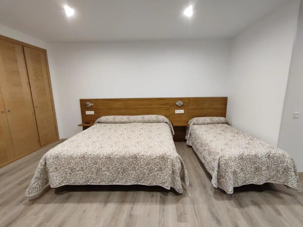 Hostal Aribel Longinos