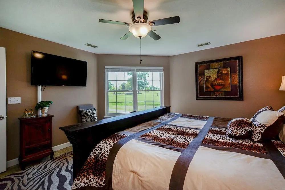 Veltings Golf View Getaway - Holiday Hills Branson - Golf Resort - Outdoor Pools