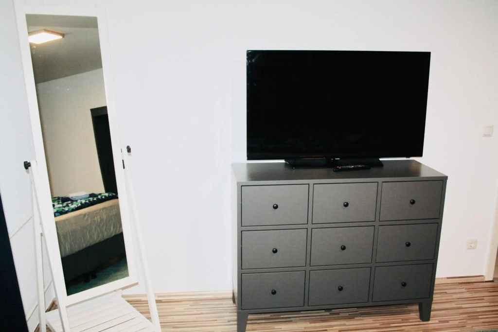 Schone 60qm Große Wohnung Mainz-Lerchenberg Zdf (Adults Only)