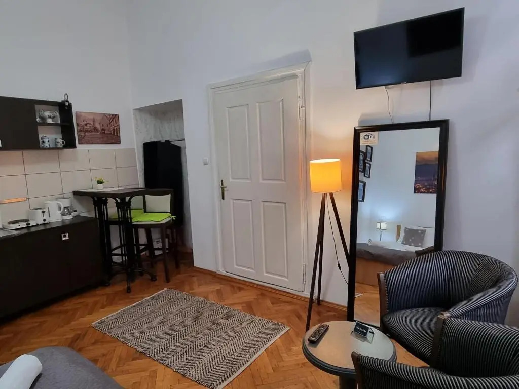 Studio Piața Mare