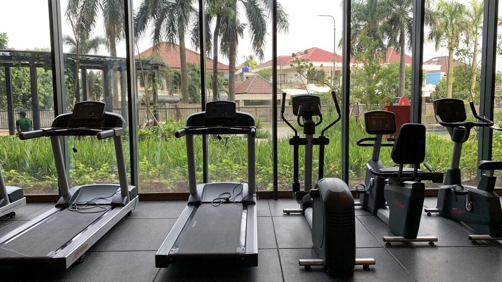 Exclusive 1Br Apartment With Study Room At Southgate Residence