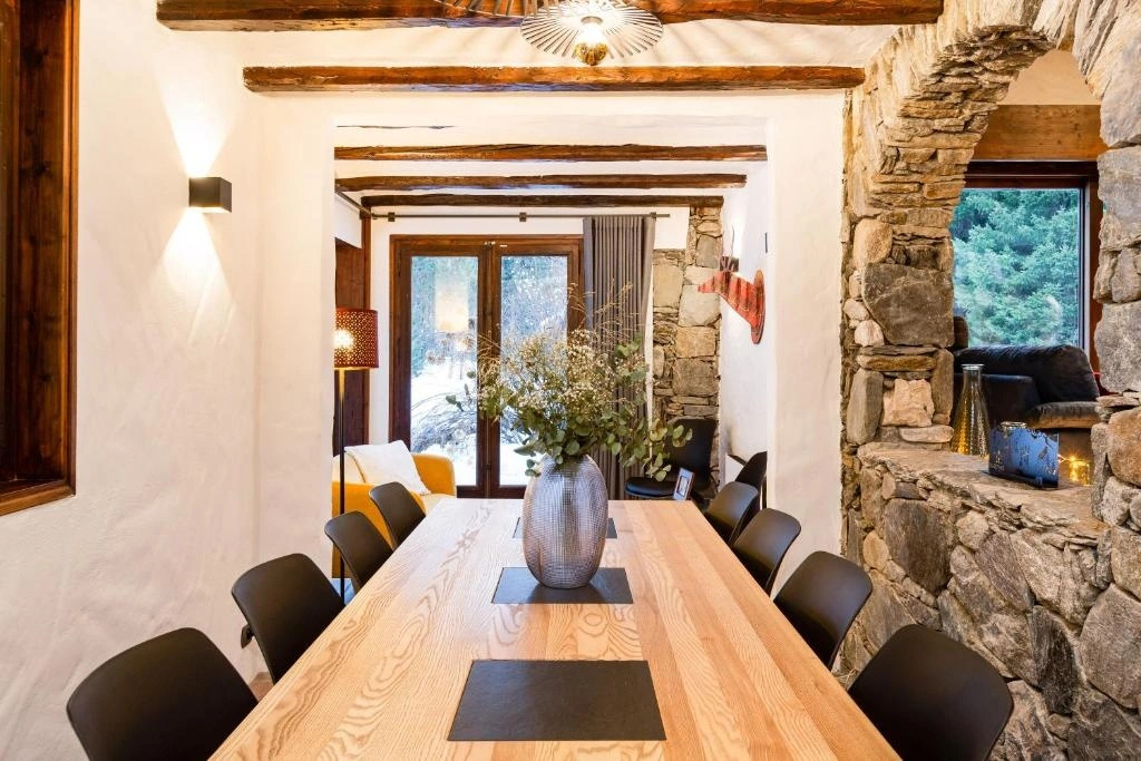 Chalet 280m2 Sauna Cinema 12pax Heart of Les Praz