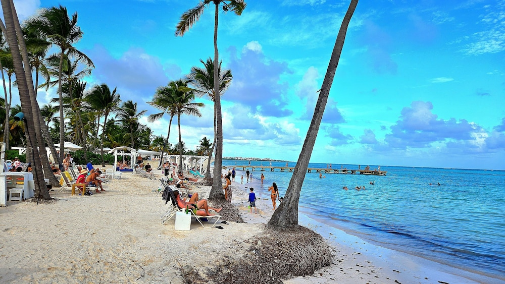 2BR Luxury Condo in Fishing Lodge Cap Cana | Terrace, Pool & Marina View