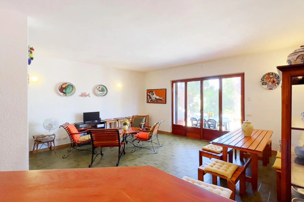 Villa ai Pini 800 meters from the beach of Straccoligno with reserved parking space directly on the-VILLA AI PINI