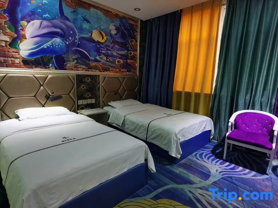 Urumqi Zebra Theme Hotel