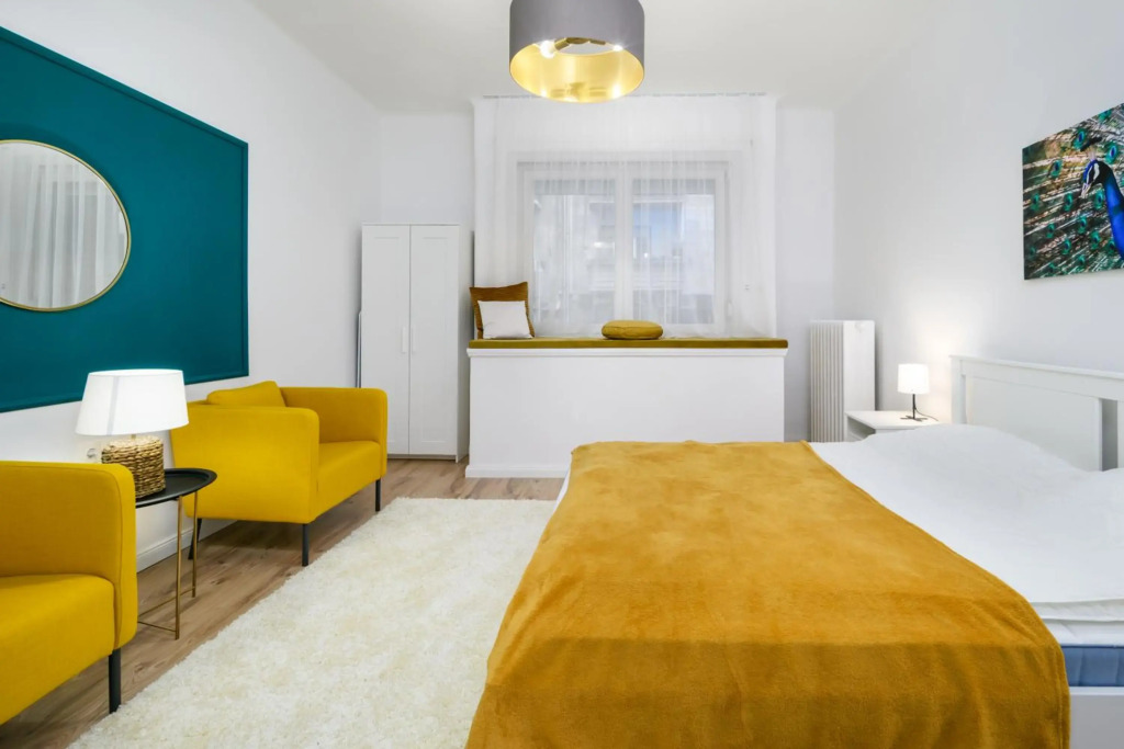 Stylish spot by the River Danube