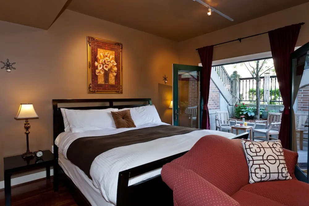 The Orenco Station Hotel