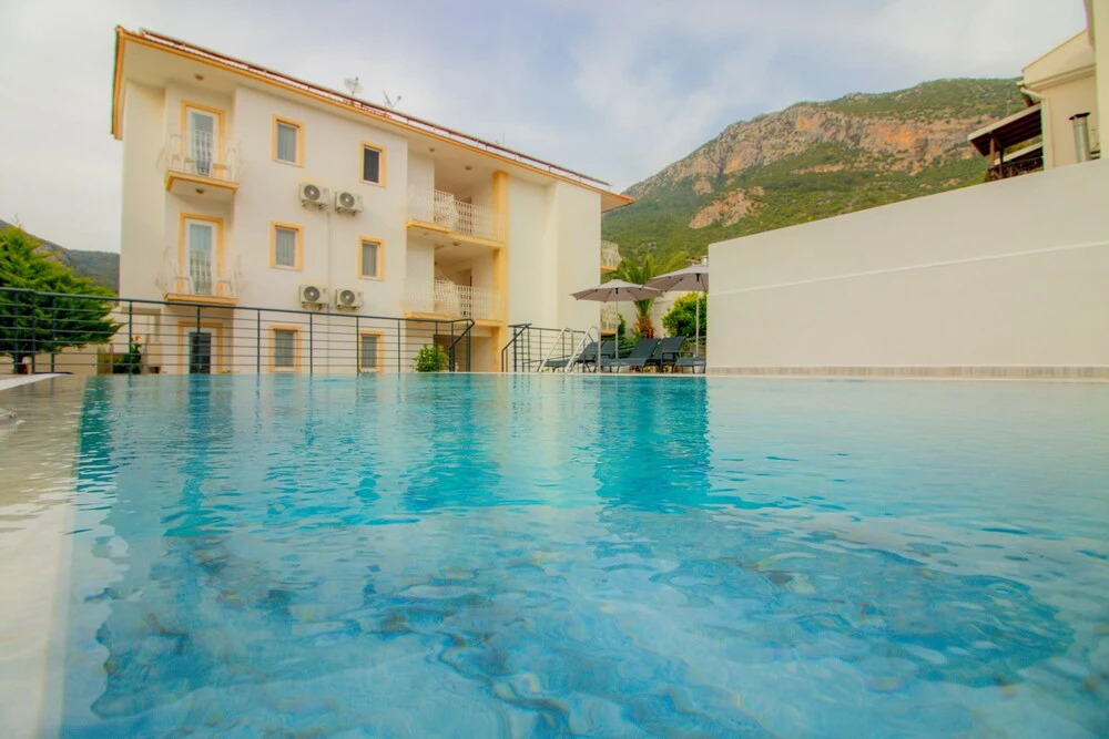 Celeste Hotel
