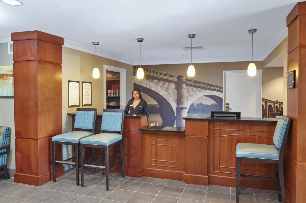 Staybridge Suites Glenview by IHG