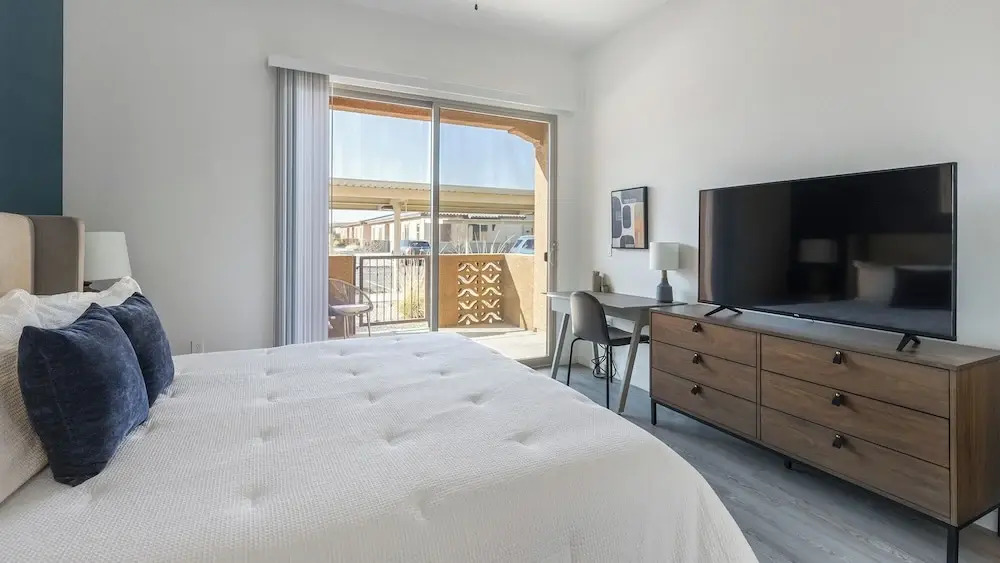 Landing Apartments - Linda Vista