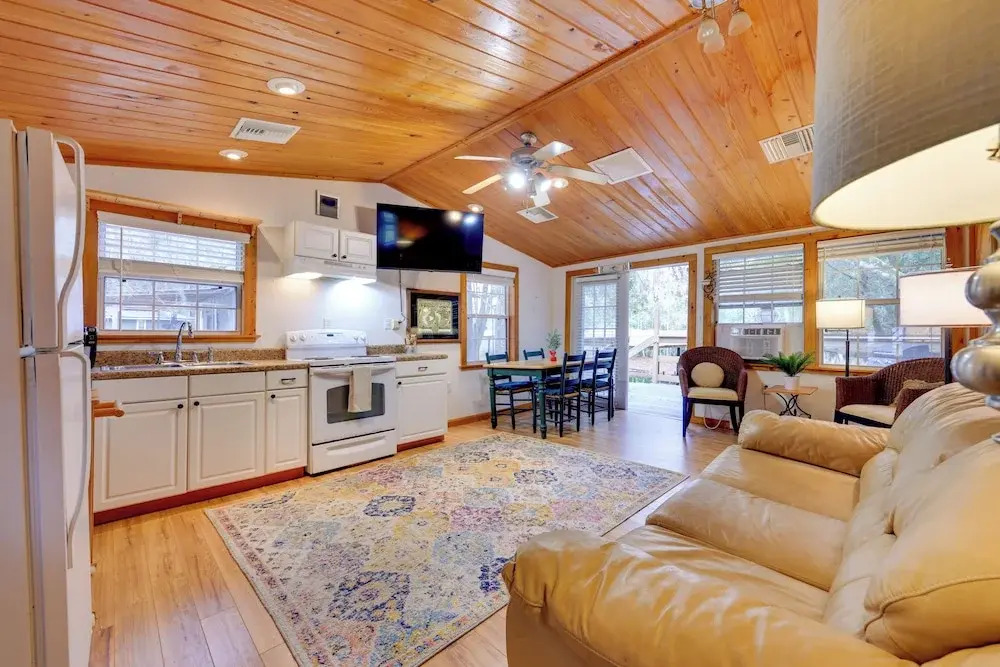 Fish, Boat & Explore: Cross Creek Cabin w/ Dock!