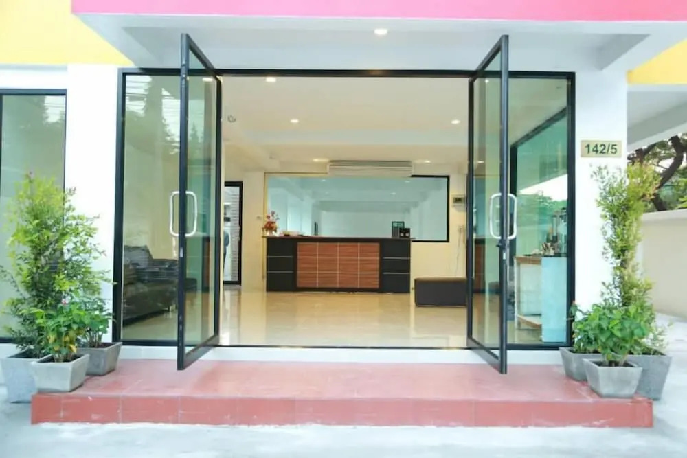 Tikky Place
