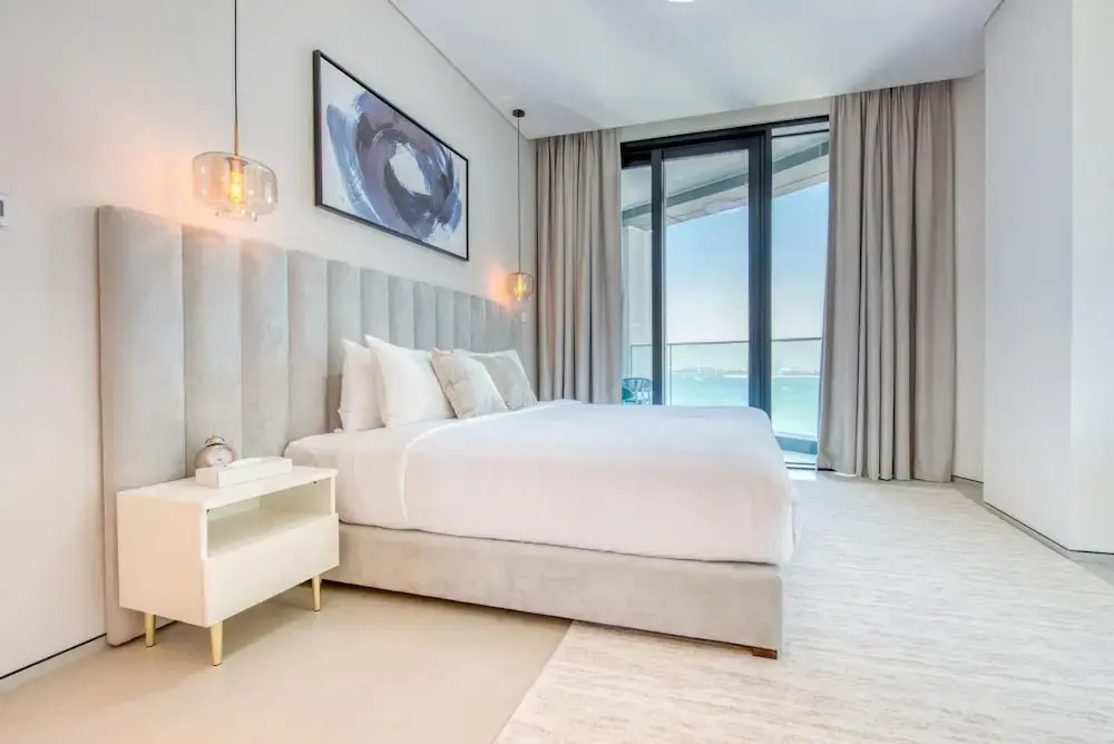 Werova - Sea View 3BR with Hotel Facilities Access