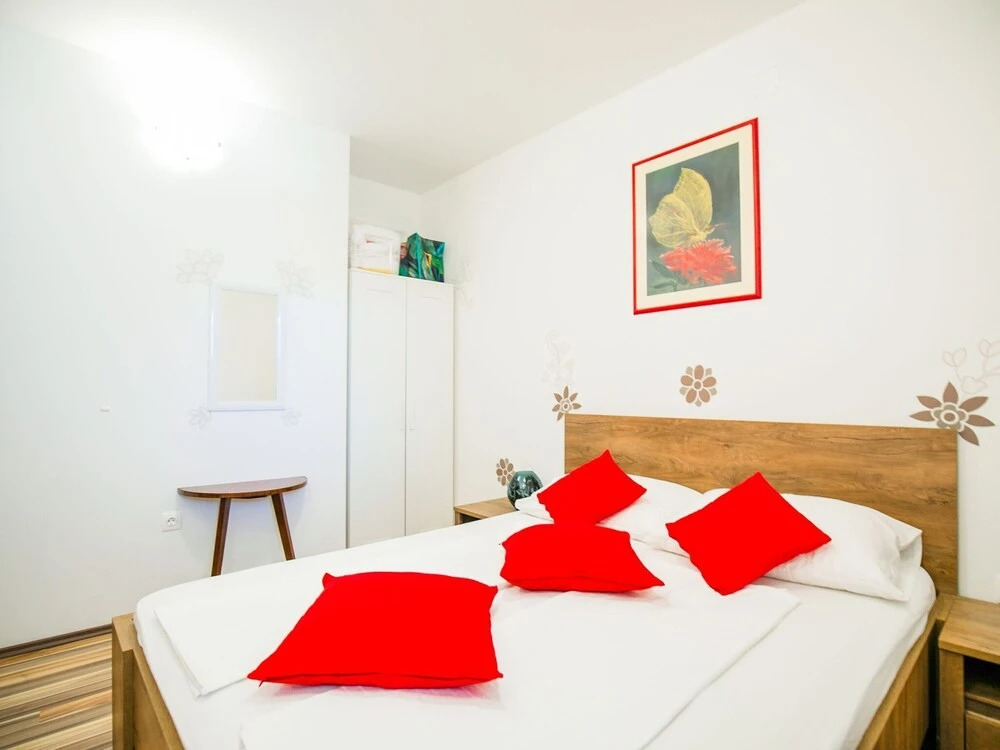 Boutique Apartment in Sveti Filip i Jakov near Sea