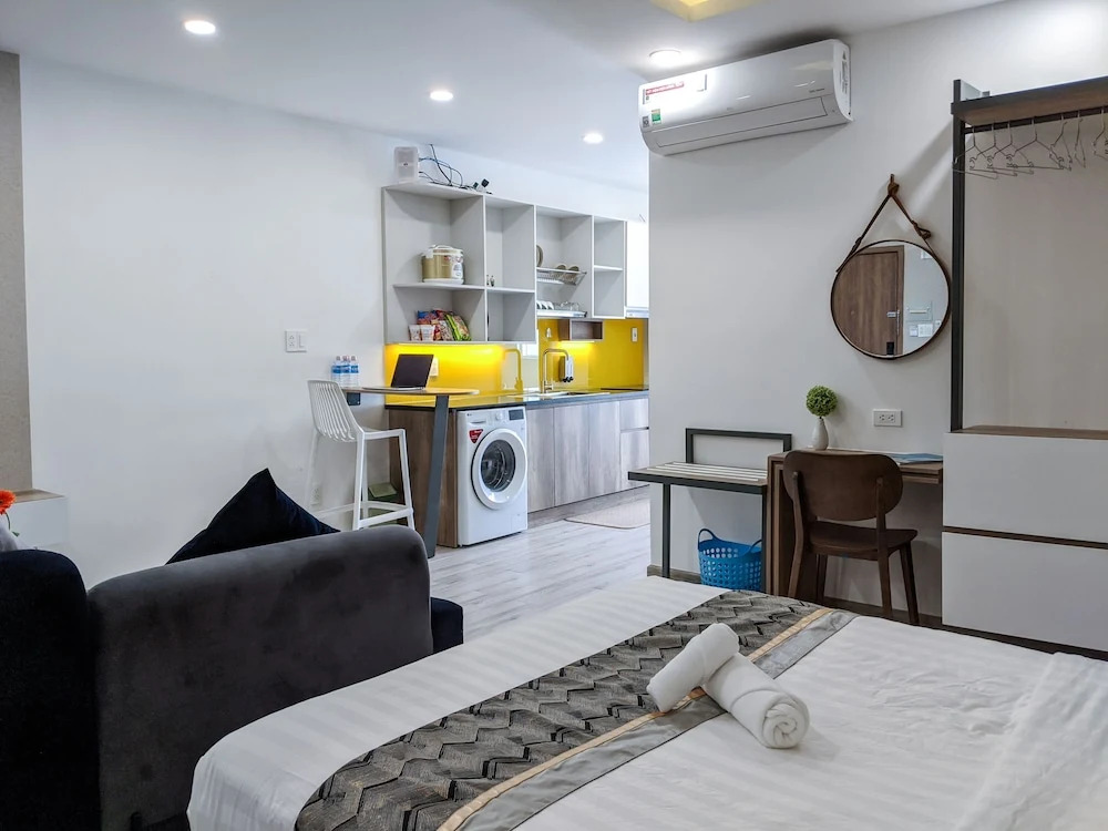 Skyline Serviced Apartments