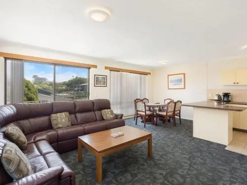 1/2 Harrington Rd