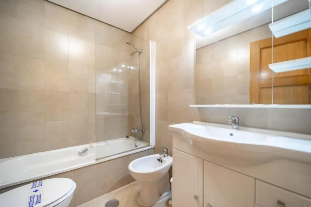 Confortable 2 Bedroom Groundfloor Apartment - PA703LT