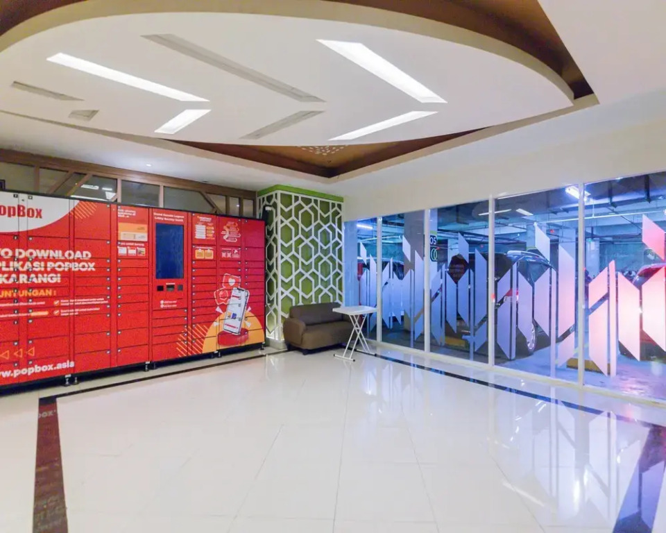 RedLiving Apartemen Grand Kamala Lagoon - Rooms 911 Tower Barclay South with Netflix