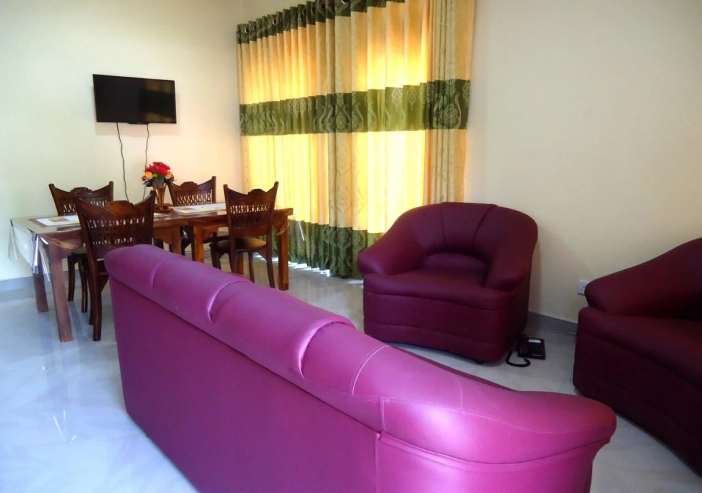 Sirimedura Holiday Resort