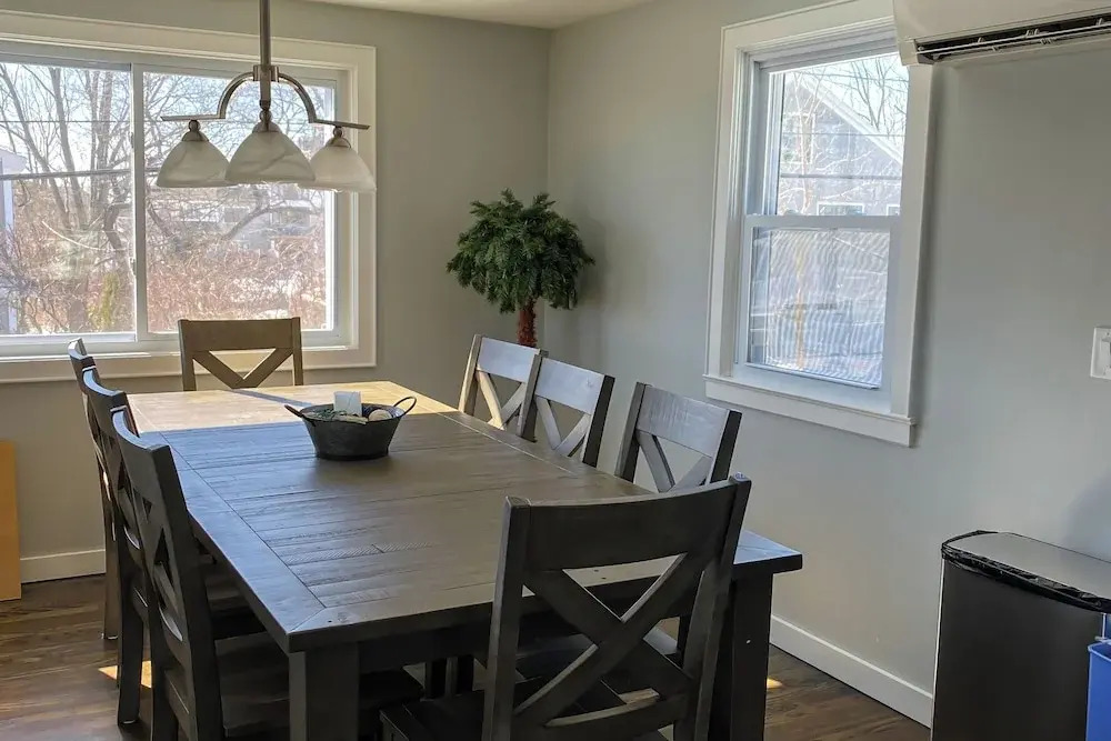 Work, Play & Explore! Coastal York Gem Near Beach