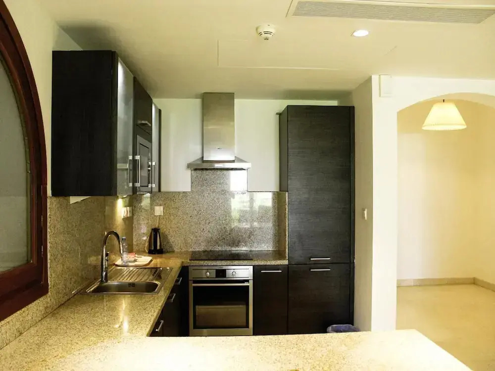 Charming 2-bedroom Marina Getaway