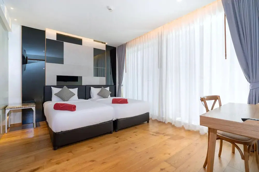 SeaView 3BR Duplex BluePoint 88 Patong
