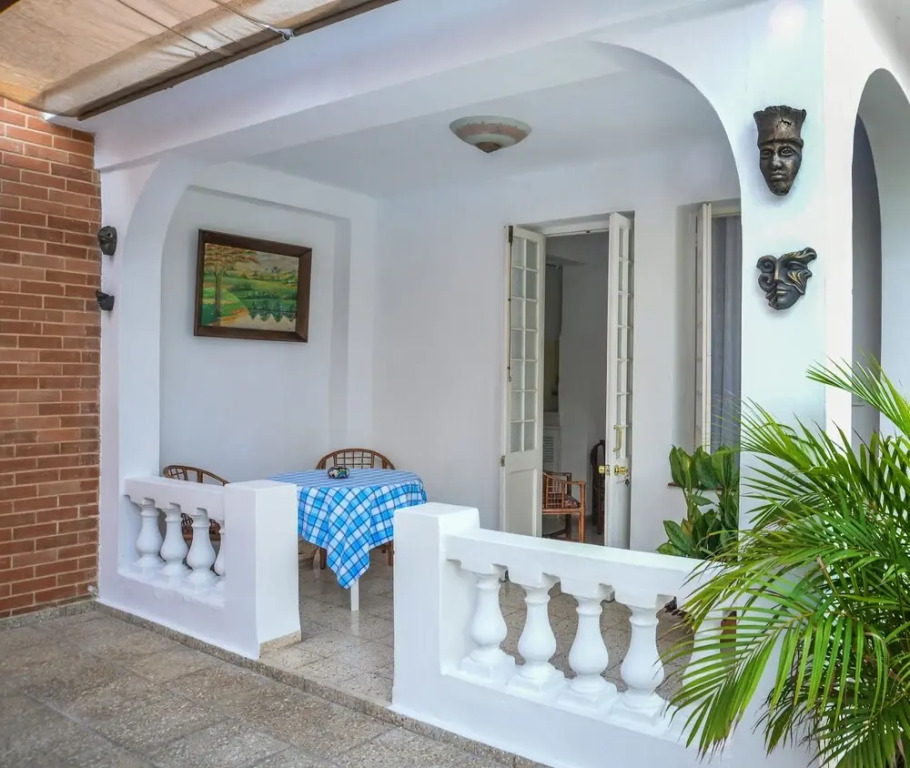 Hostal La Sandra