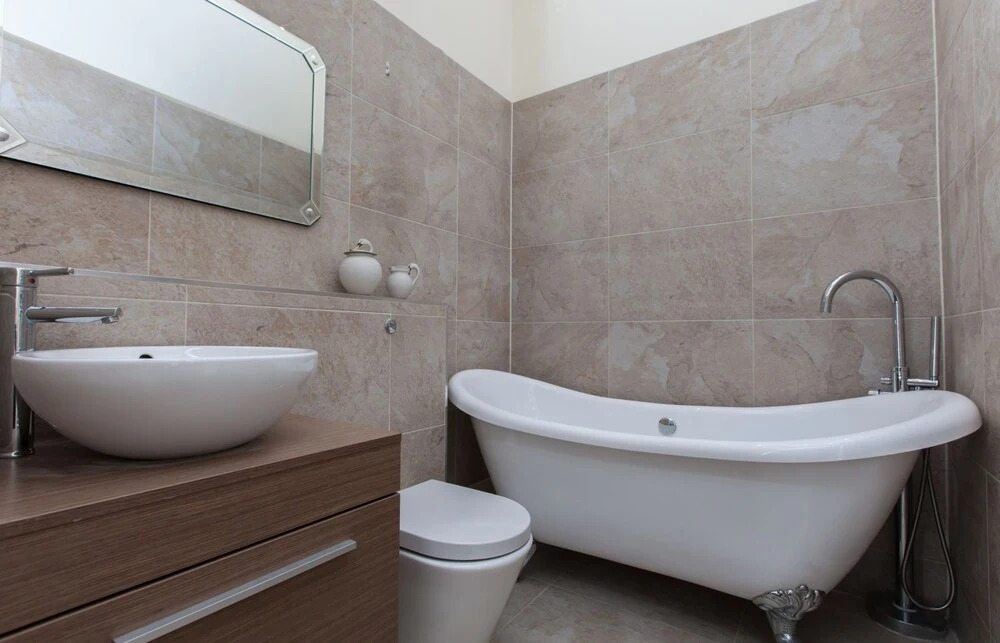Central, Spacious 3BR Edinburgh Flat For 6