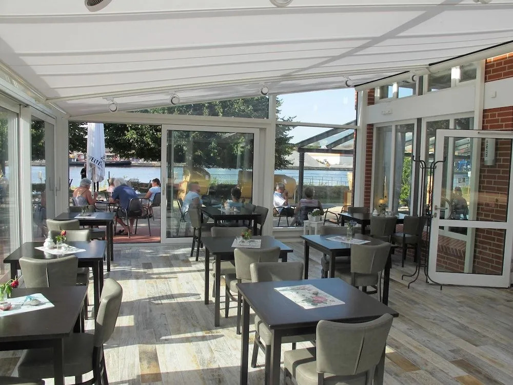 Kanal-Haus "Das Gästehaus direkt am Nord-Ostsee-Kanal"