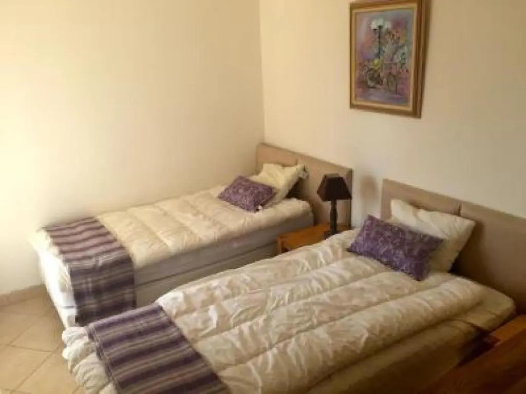 Pleasant 2 Bed Apartment in the Calm Palm Beach Area of Cannes With Beaches Nearby on all Sides - 1525