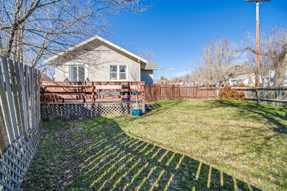 Klamath Falls Home w/ Deck ~ 1 Mi to Downtown