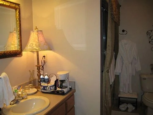 Deer Creek Bed & Breakfast