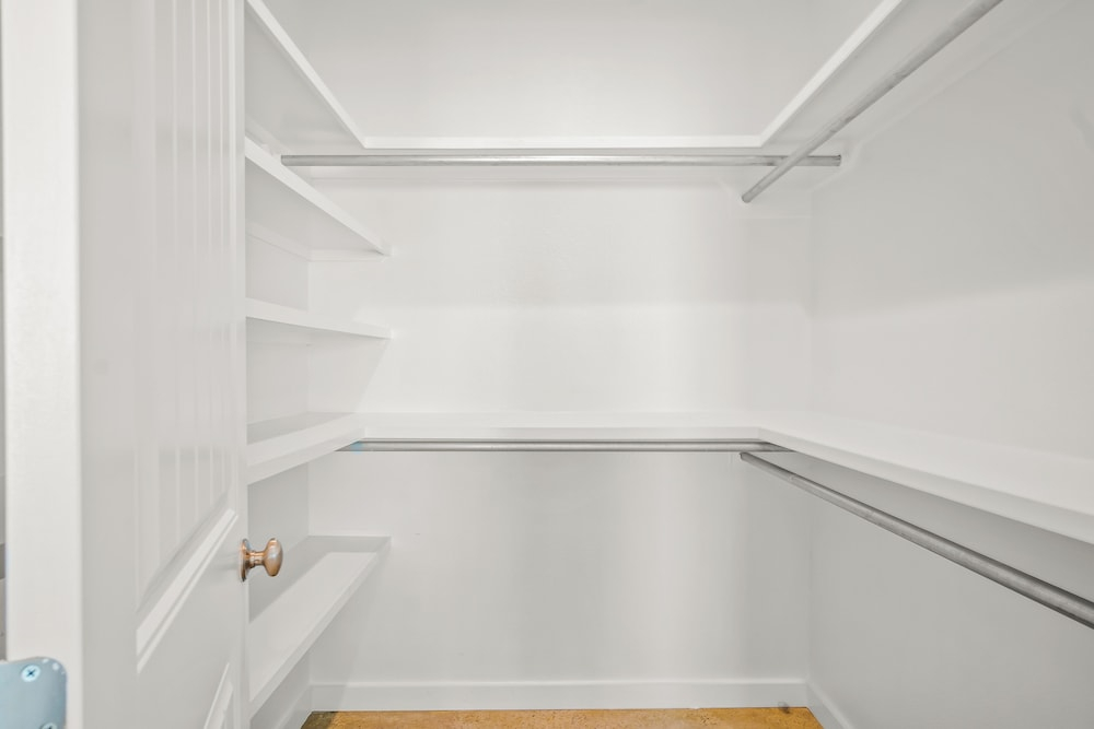 2525 S. 11th ST - New Wave Rentals