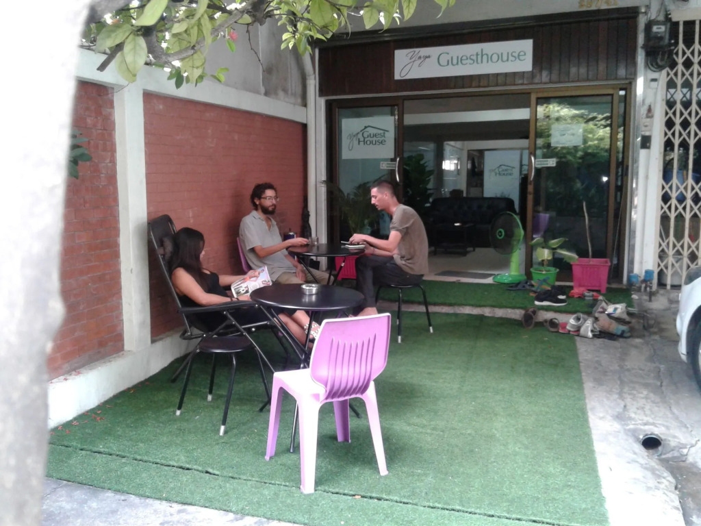 Yaya Guesthouse - Hostel