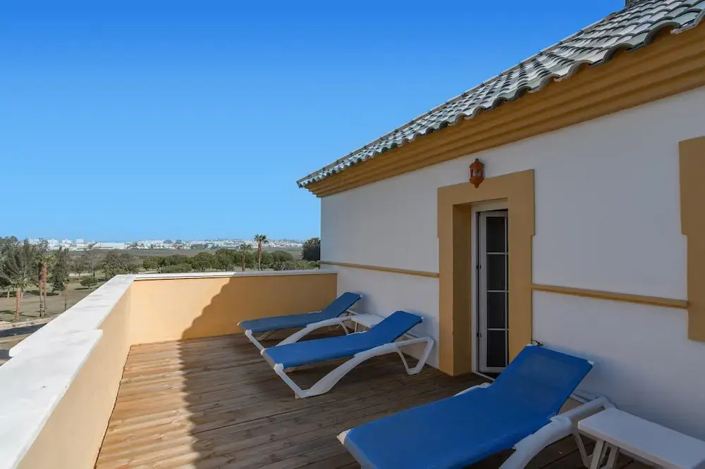 Flat Near Isla Canela Golf