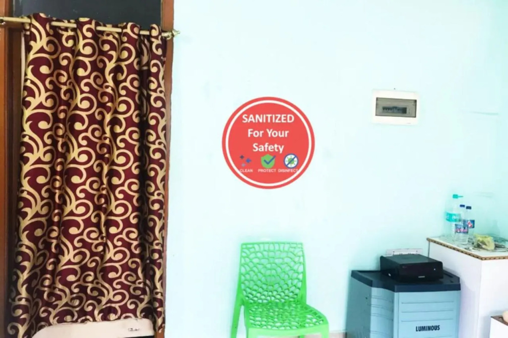 Goroomgo Gokul Anand Bhawan Puri