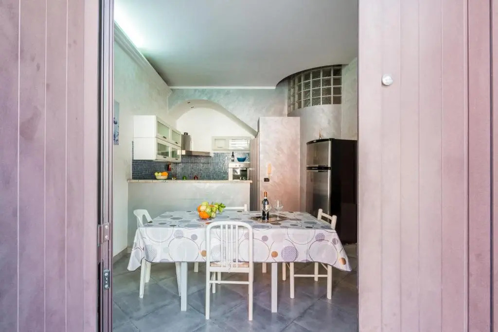 Lilla's house near the beach, parking & wifi