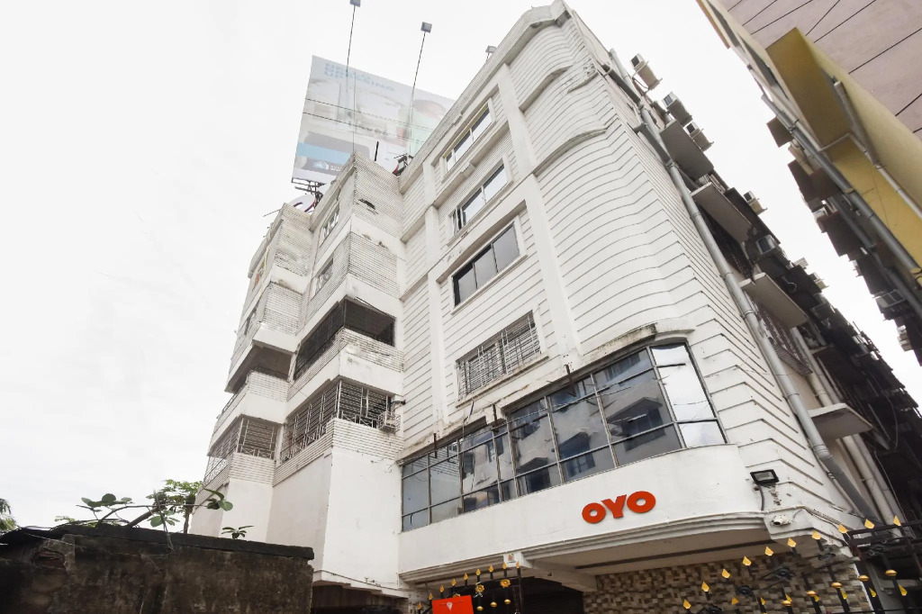 Super Hotel O Baguiati Formerly GR Hospitality