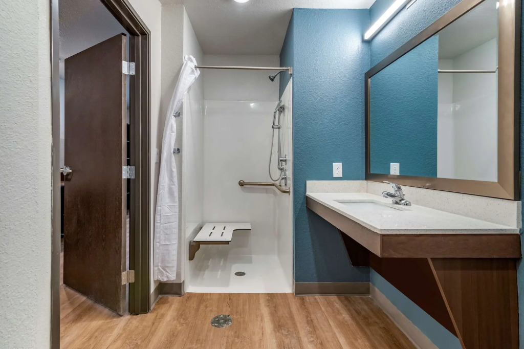 WoodSpring Suites Brunswick