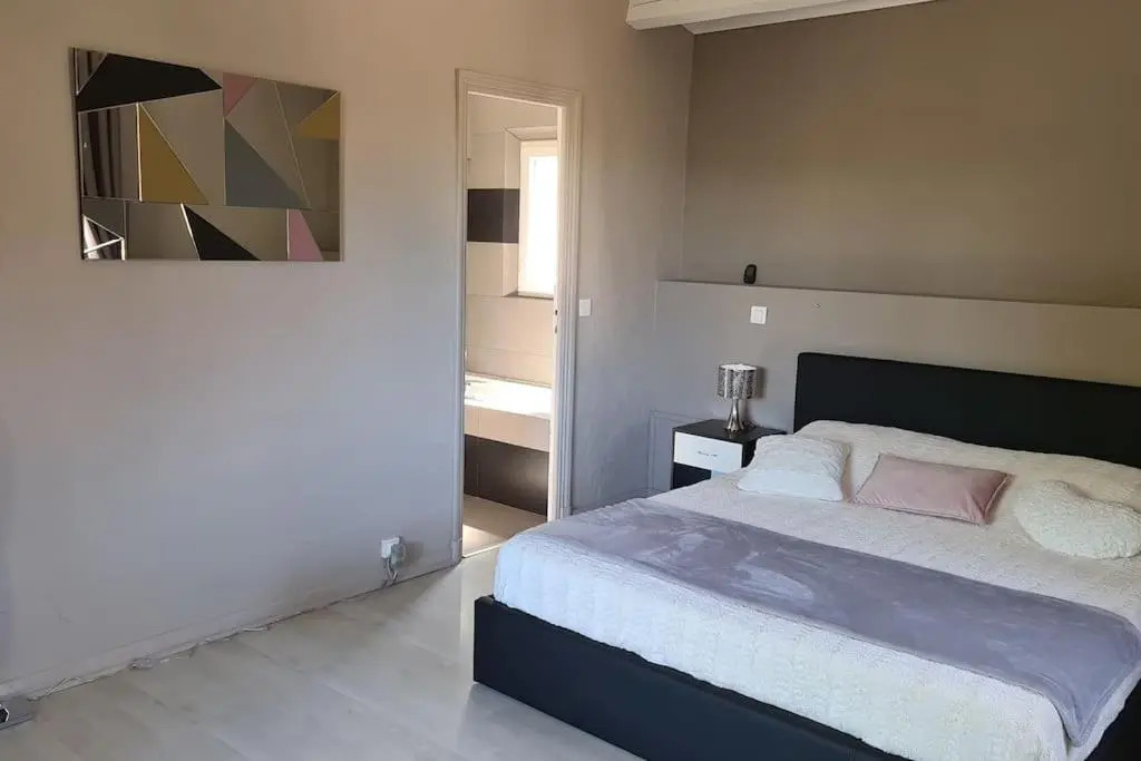 Ste Maxime Villa 5 etoiles Piscine chauffée et jacuzzi
