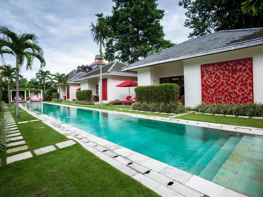 Rouge Bali - Lounge Bar, Villas & Spa