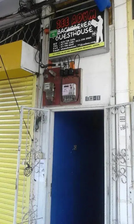 Zeeadam Backpackers Hostel
