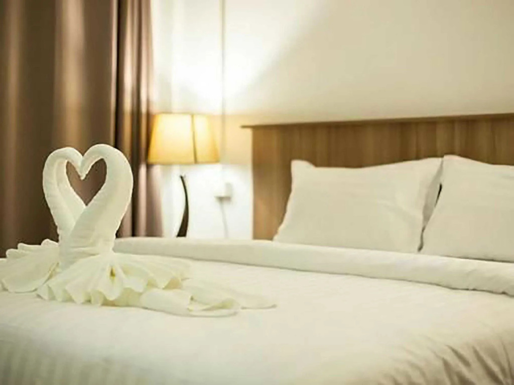 A Plus Deluxe Hotel