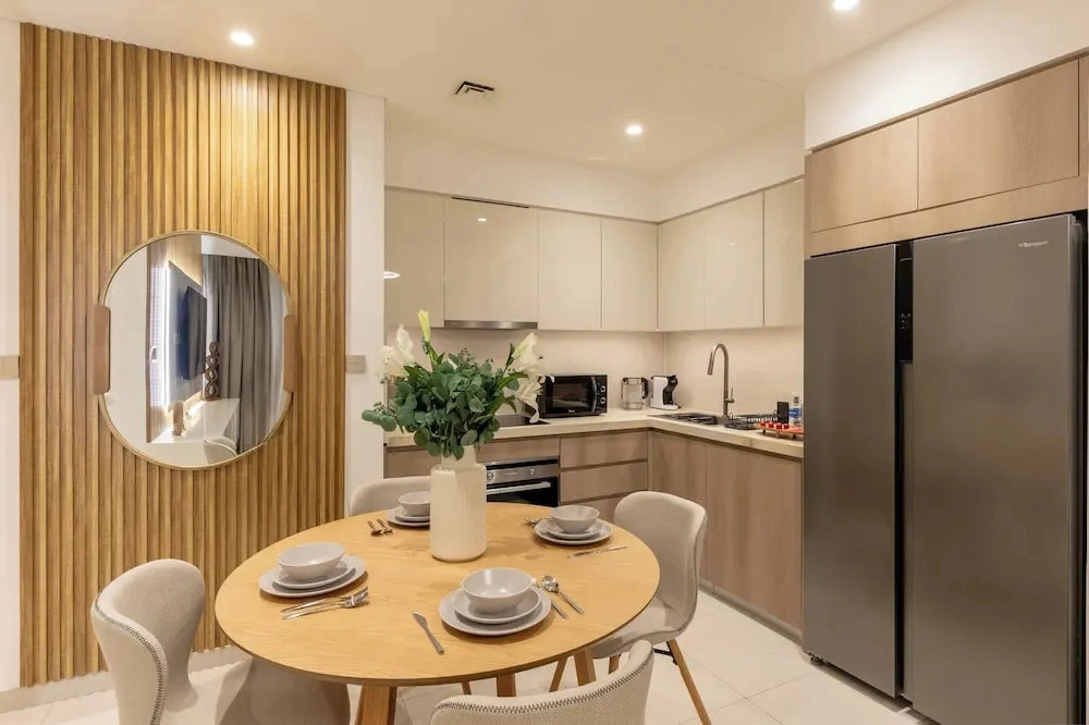 Spacious 2BR with Burj Khalifa View